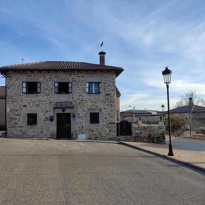 La Casa De La Tina Villa Porquera de Santullan Eksteriør bilde